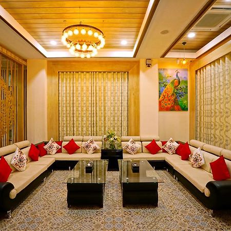 מנדלאי King Park Hotel מראה חיצוני תמונה
