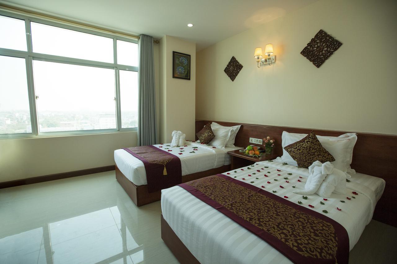 מנדלאי King Park Hotel מראה חיצוני תמונה