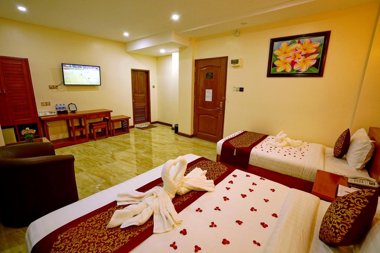 מנדלאי King Park Hotel מראה חיצוני תמונה