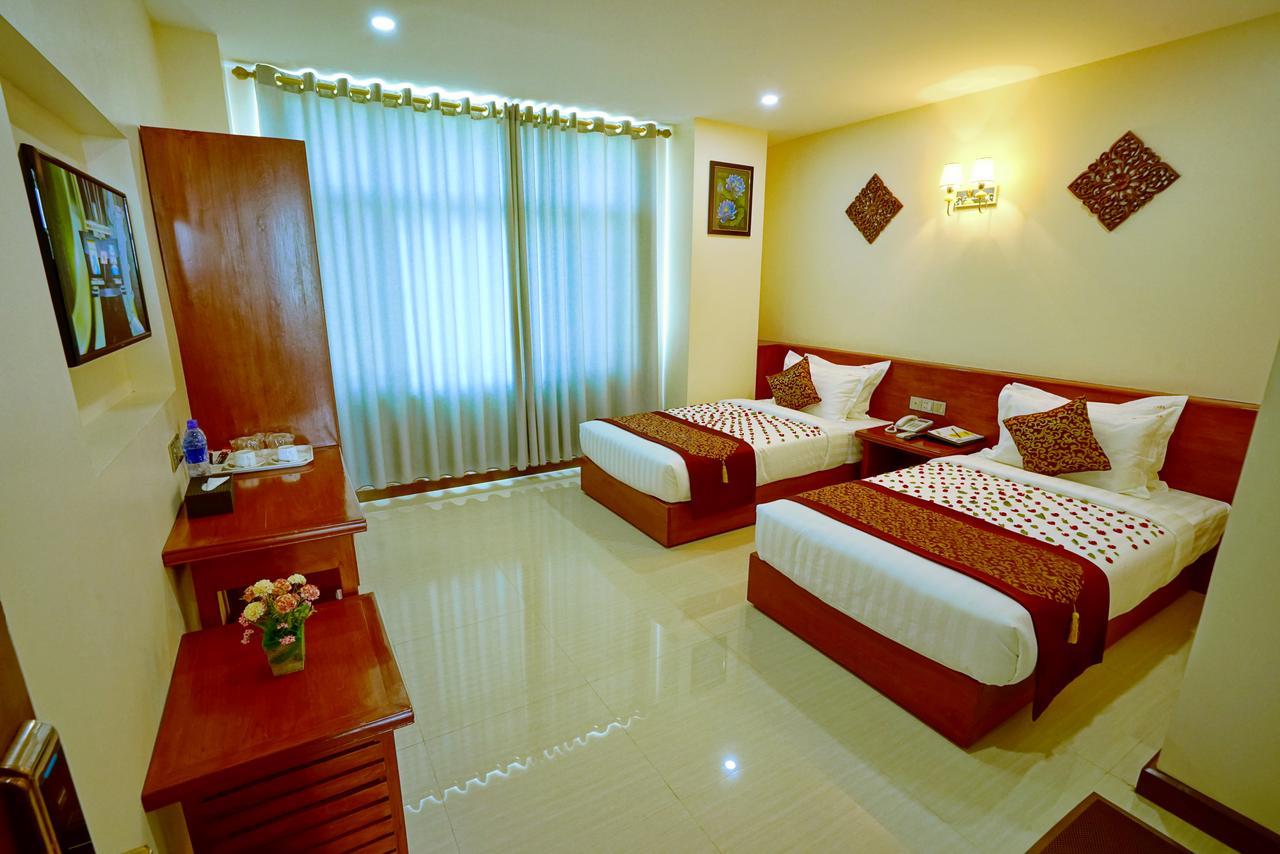 מנדלאי King Park Hotel מראה חיצוני תמונה