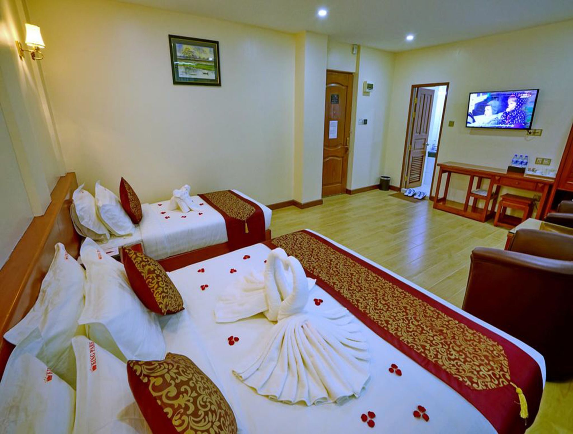 מנדלאי King Park Hotel מראה חיצוני תמונה